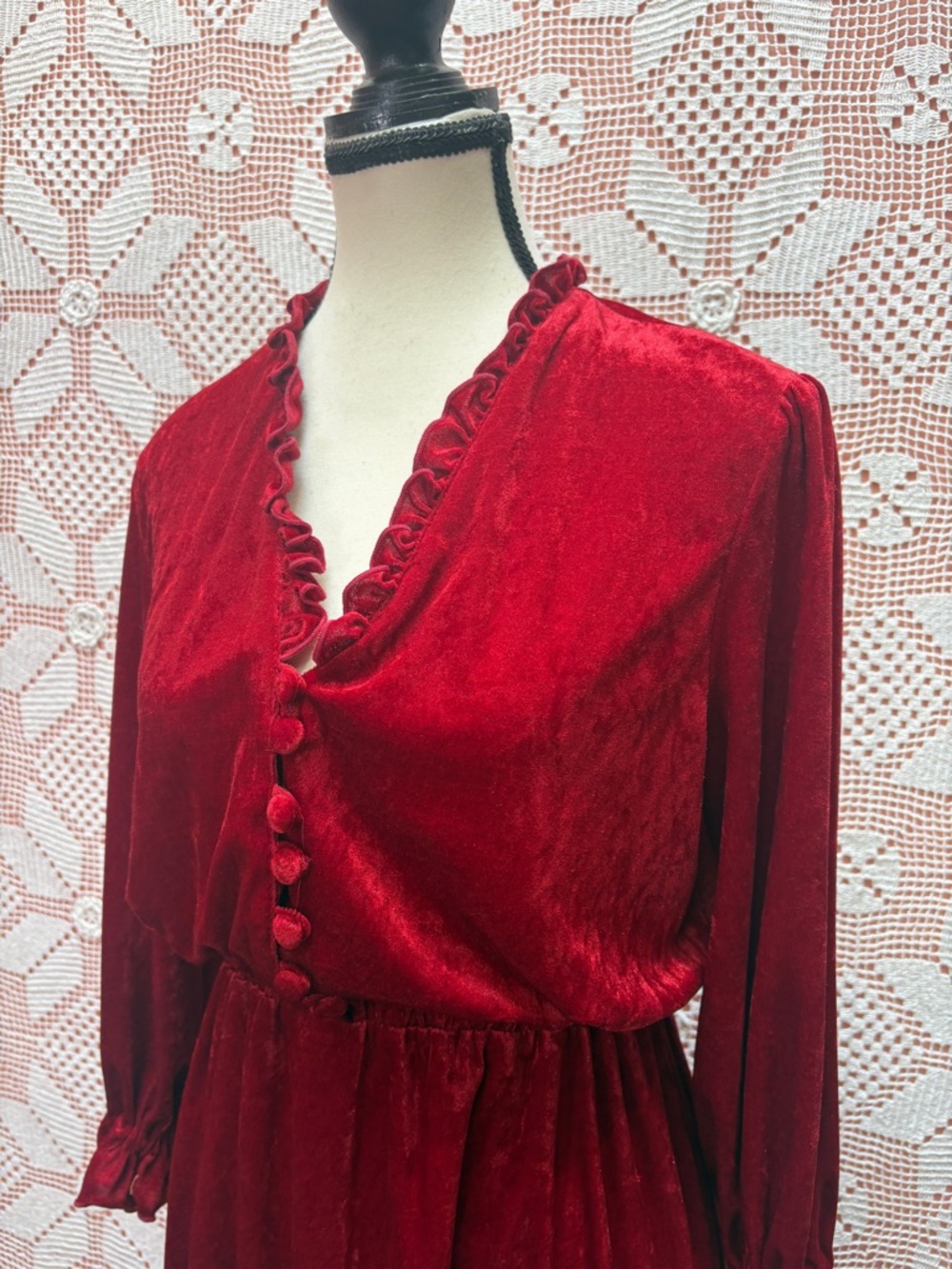 Vintage Red Velvet Dress | Ruffle Button Front Sz M - Picture 3 of 10